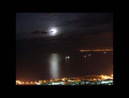 Alger la capitale d'Algérie   : la nuit