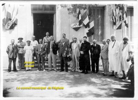 Le conseil Municipal de Réghaia des années 30.